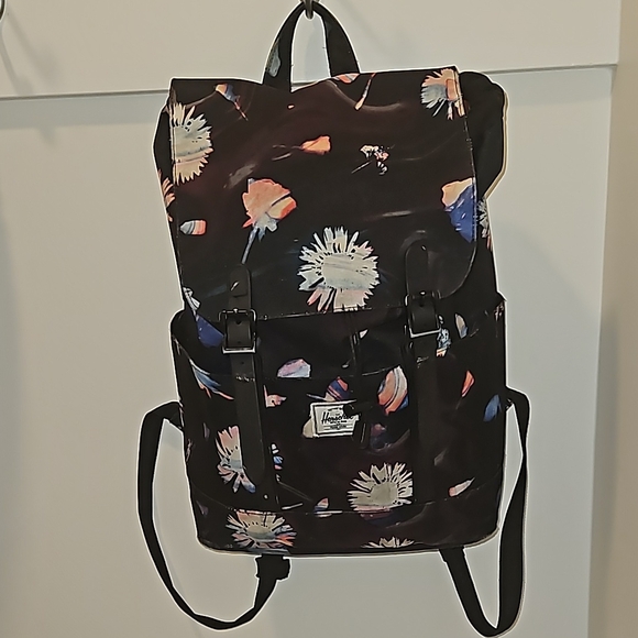 Herschel Supply Company Black Floral Backpack - Picture 5 of 6